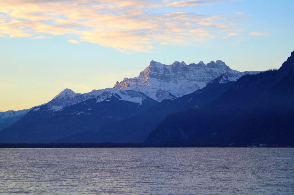 hd wallpaper, lake geneva, mountains-7620285.jpg
