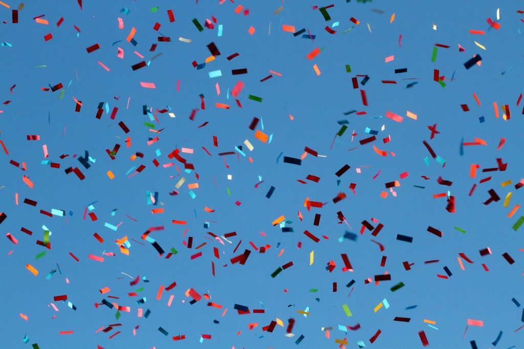 confetti, carnival, flying-985152.jpg
